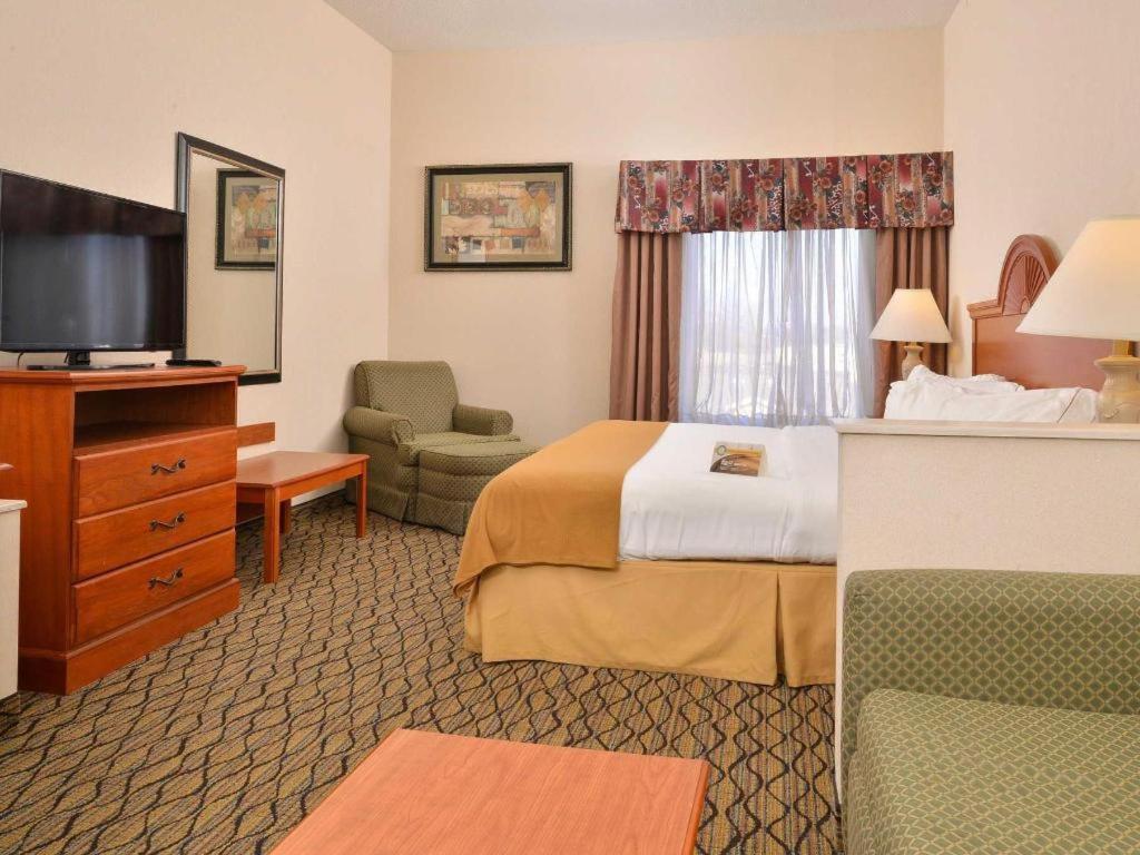 Quality Inn & Suites Jefferson Stadt Exterior foto